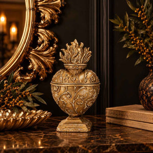 Sacred Heart Casket in Gold Resin H.18x10x6cm