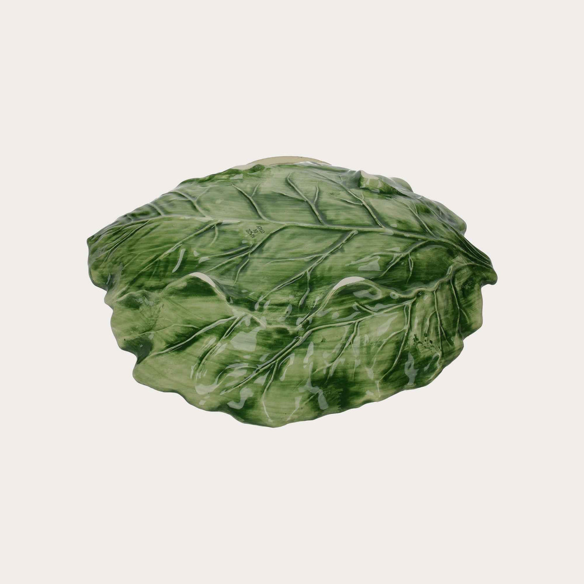 Piatto da Portata in Ceramica Verde a Forma di Foglia fatto a mano – Made in Italy