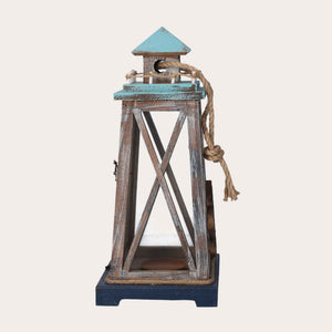 Farol de madera marrón con cristal y cúpula azul
