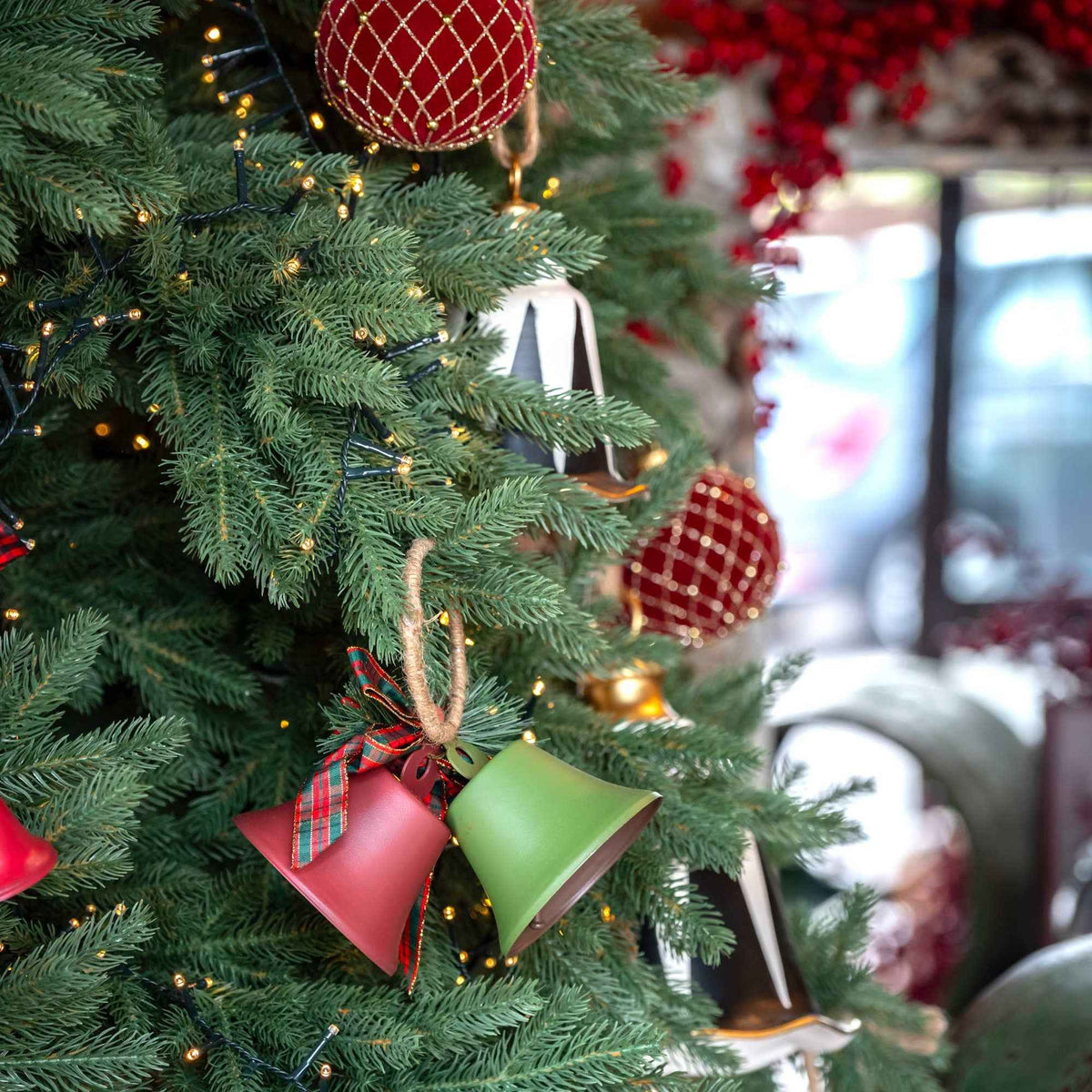 Pair of Red and Green Bells with Scottish Bow – Elegant Christmas Decorations