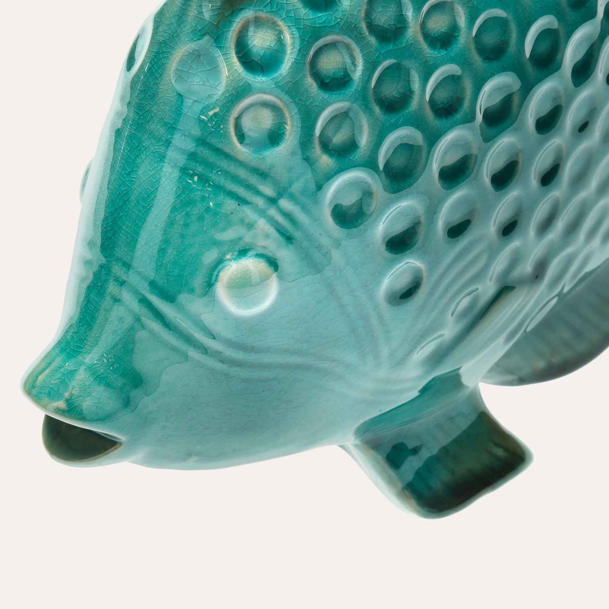 Pez decorativo de cerámica verde aguamarina
