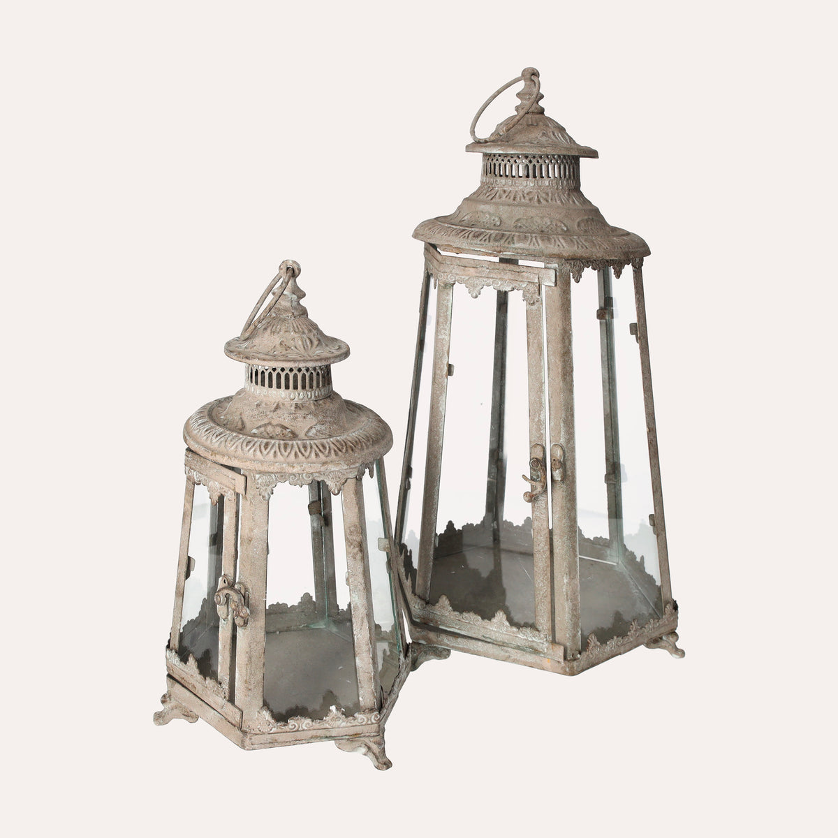 Set mit 2 Laternen mit grauen Eisengläsern, H. 45 cm