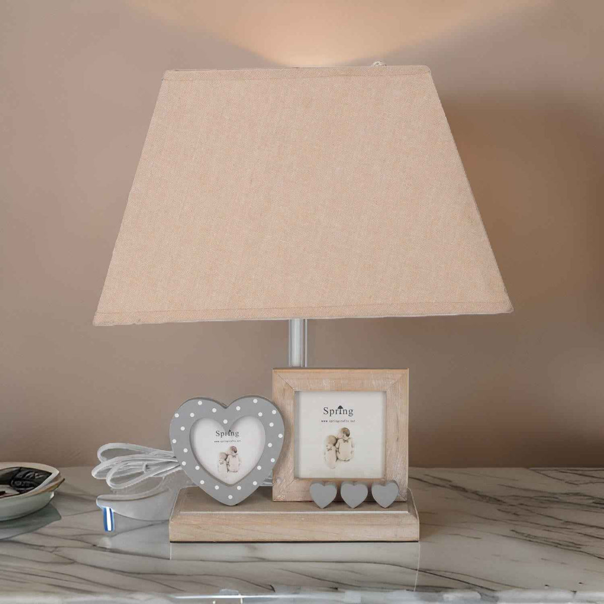 Lampada da Tavolo con Base in Legno e Paralume Beige