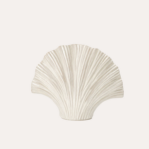 Vase Coquillage Moyen en Céramique Blanche Nacre H.27x34x11 cm